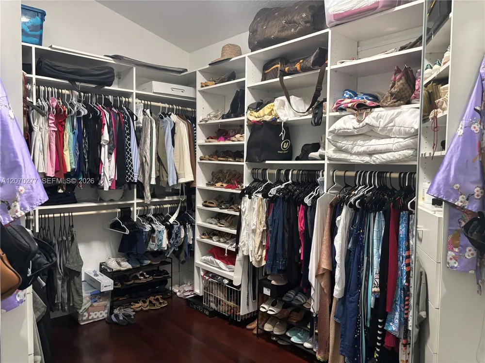2932 NW 41st St Boca Raton, FL 33434