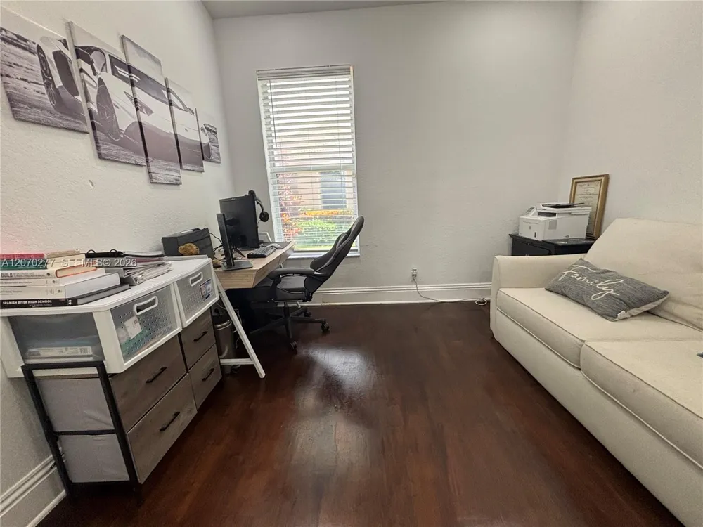 2932 NW 41st St Boca Raton, FL 33434