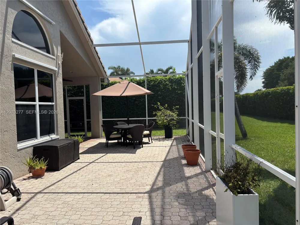2932 NW 41st St Boca Raton, FL 33434