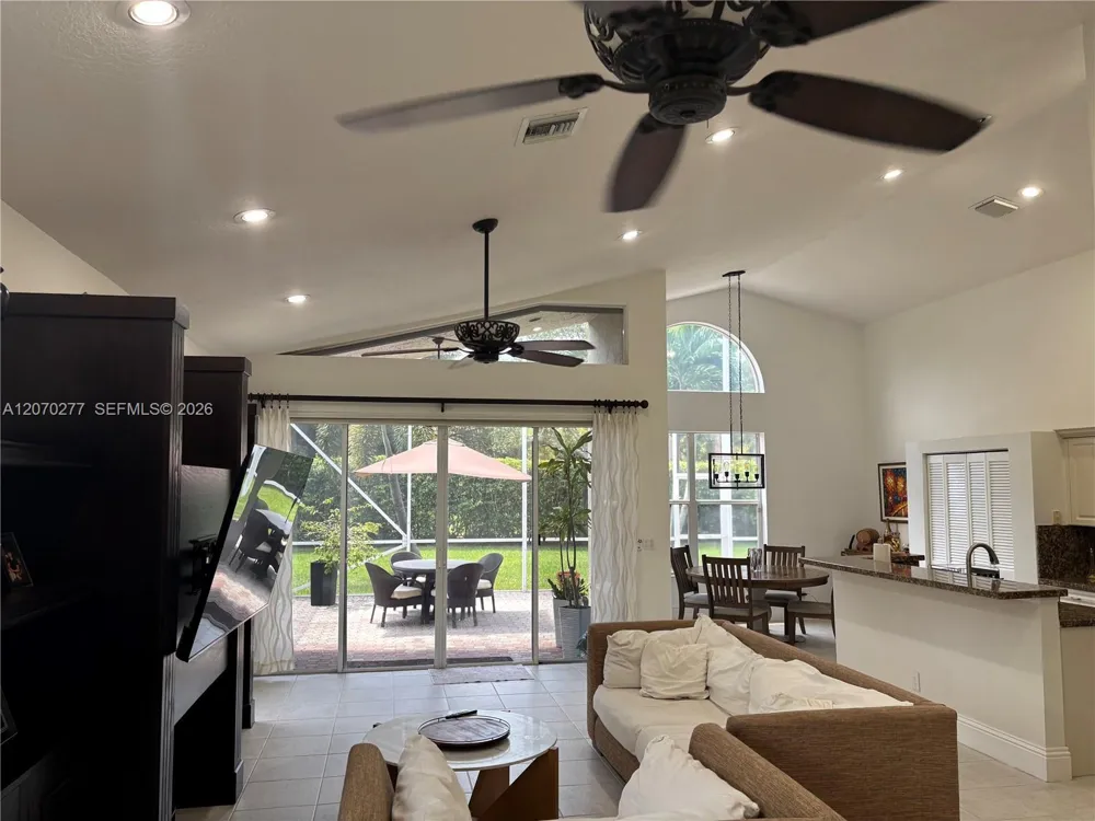 2932 NW 41st St Boca Raton, FL 33434