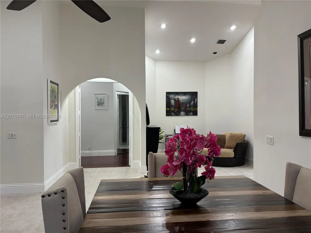 2932 NW 41st St Boca Raton, FL 33434