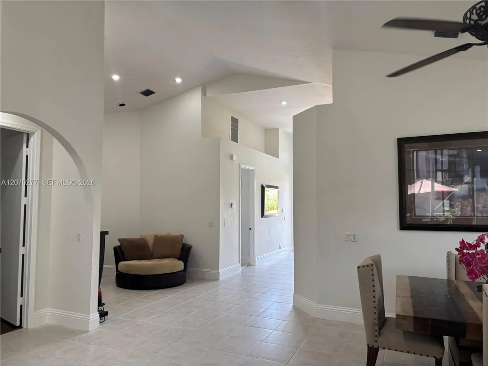 2932 NW 41st St Boca Raton, FL 33434