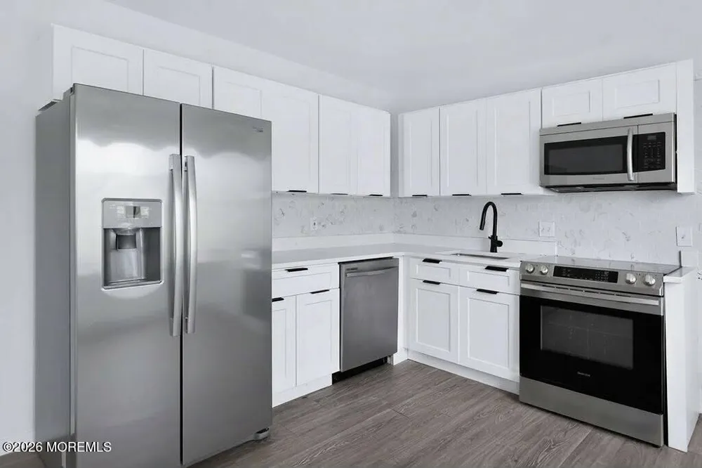 1026 Berkeley Avenue Beachwood, NJ 08722