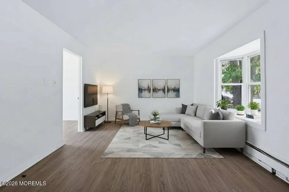 1026 Berkeley Avenue Beachwood, NJ 08722
