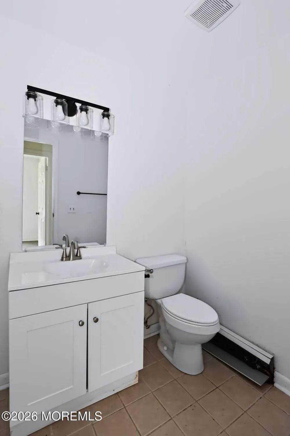 1026 Berkeley Avenue Beachwood, NJ 08722