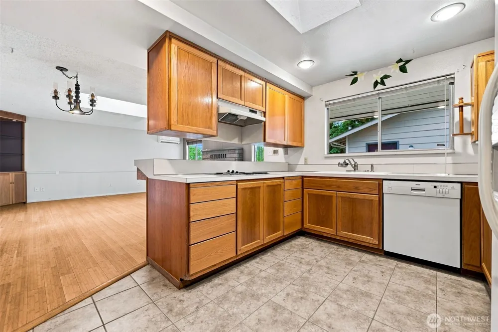 7412 104th Street E Puyallup, WA 98373