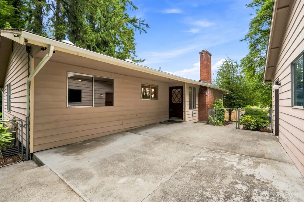 7412 104th Street E Puyallup, WA 98373