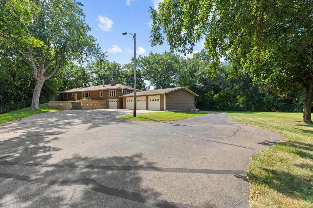 10496 181st Avenue NW Elk River, MN 55330