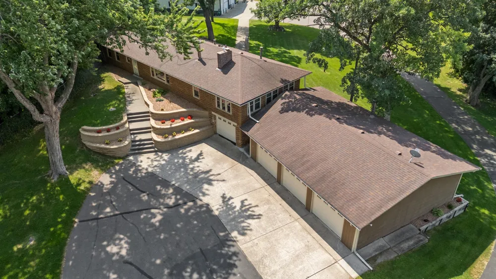 10496 181st Avenue NW Elk River, MN 55330