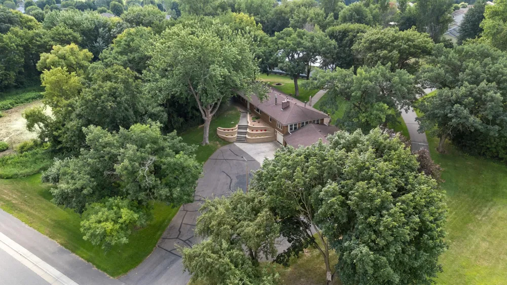 10496 181st Avenue NW Elk River, MN 55330