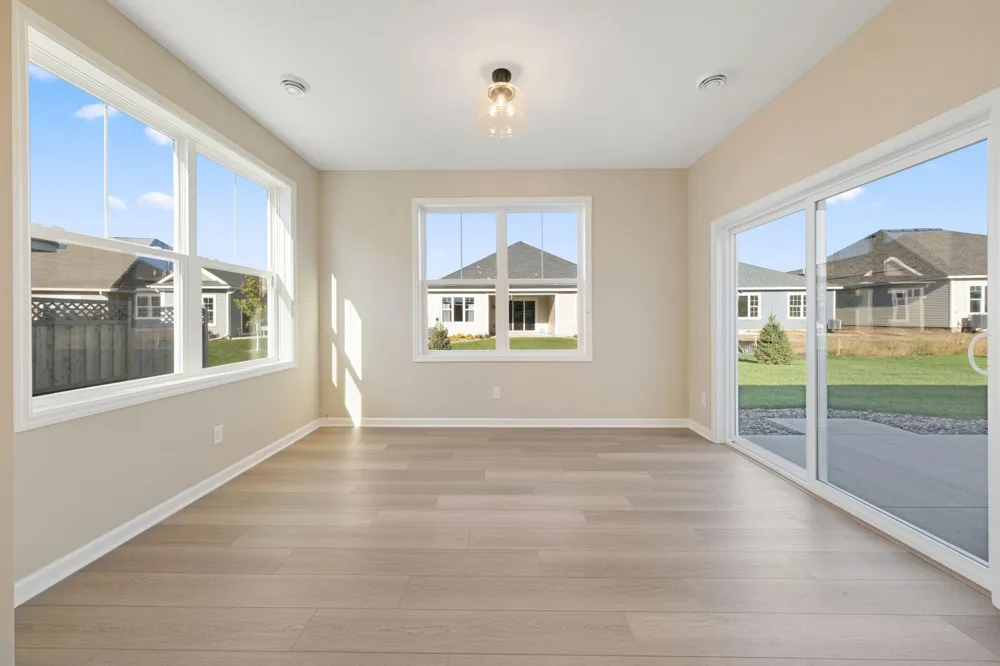 544 Tulare Terrace Newport, MN 55055