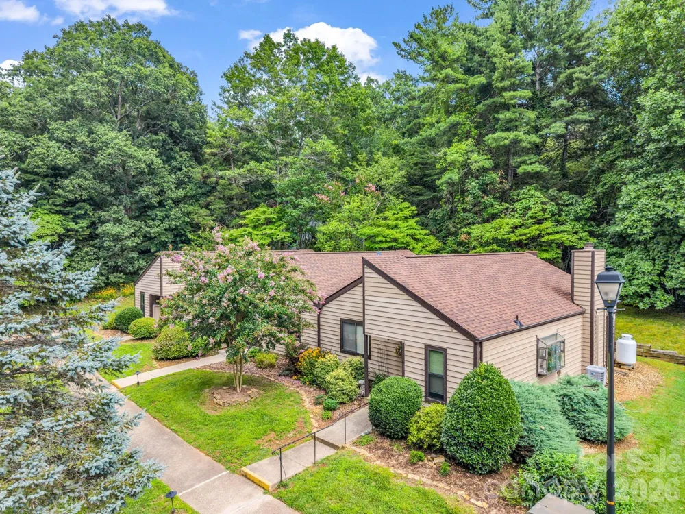 7 Woodlands Drive Black Mountain, NC 28711