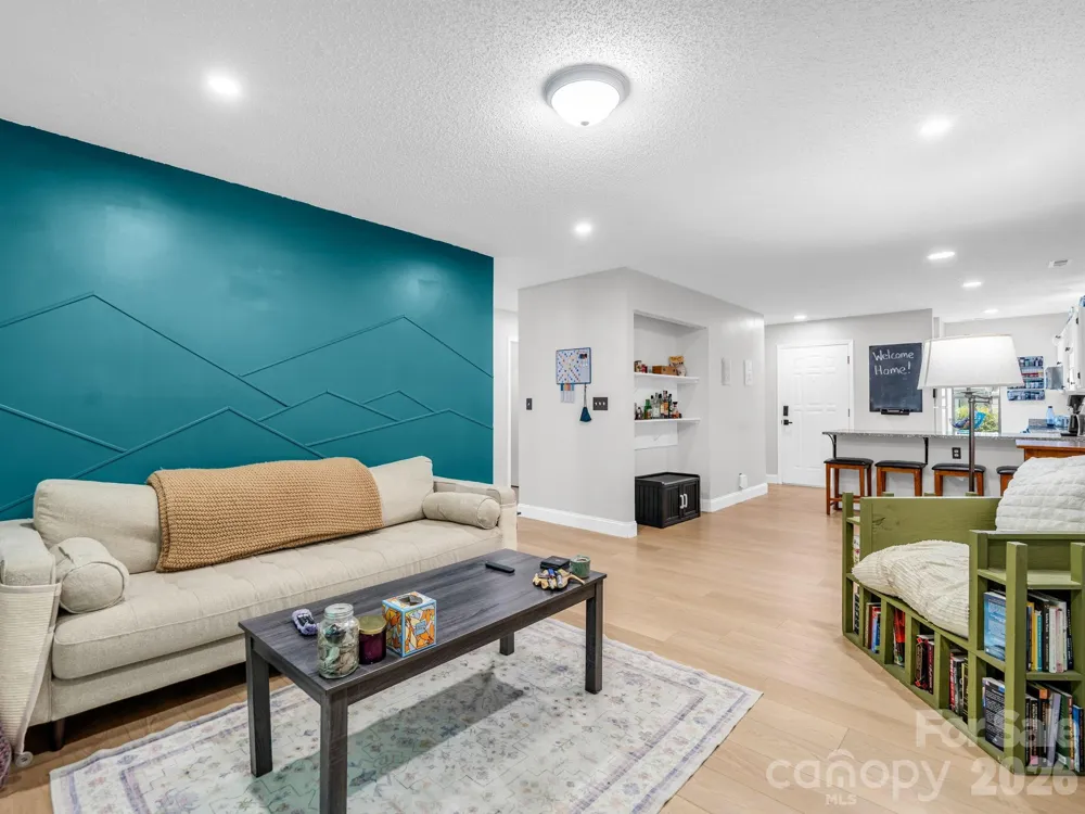 7 Woodlands Drive Black Mountain, NC 28711