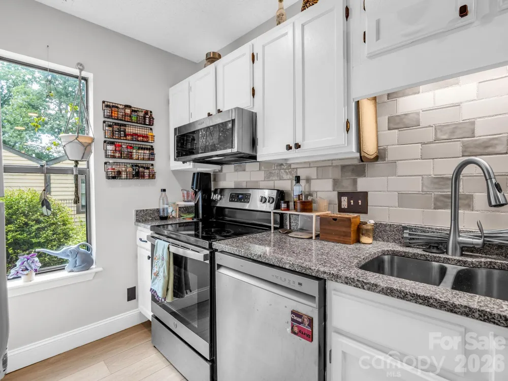 7 Woodlands Drive Black Mountain, NC 28711