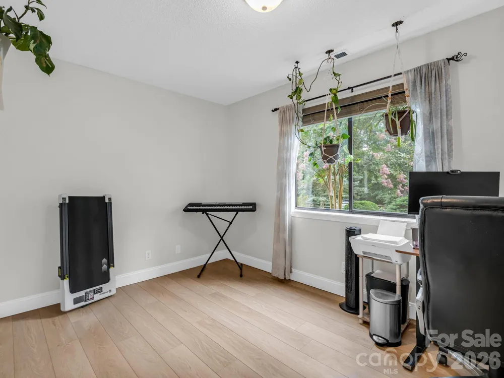 7 Woodlands Drive Black Mountain, NC 28711