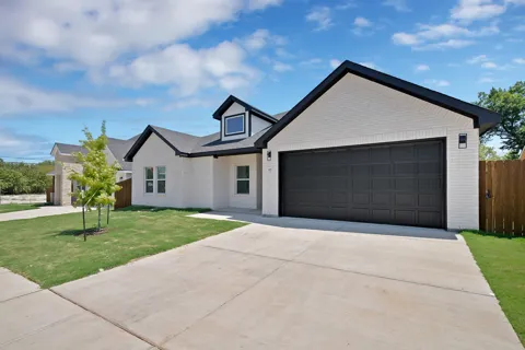 805 Tierney Road