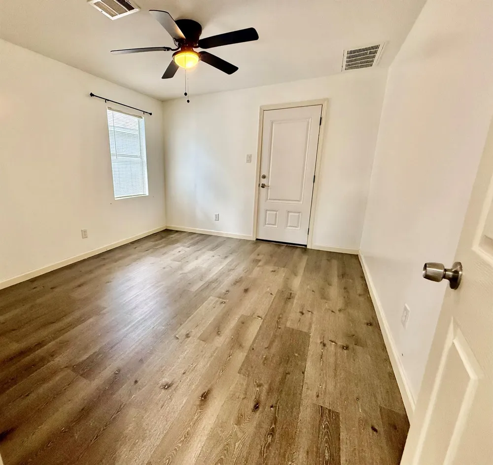 173 11th Street Onalaska, TX 77360