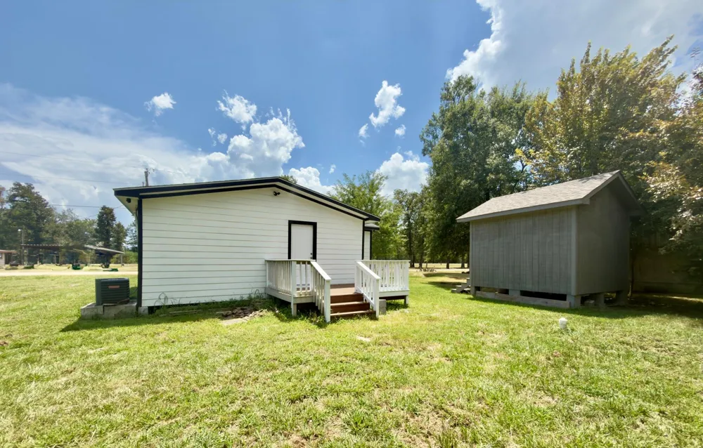 173 11th Street Onalaska, TX 77360