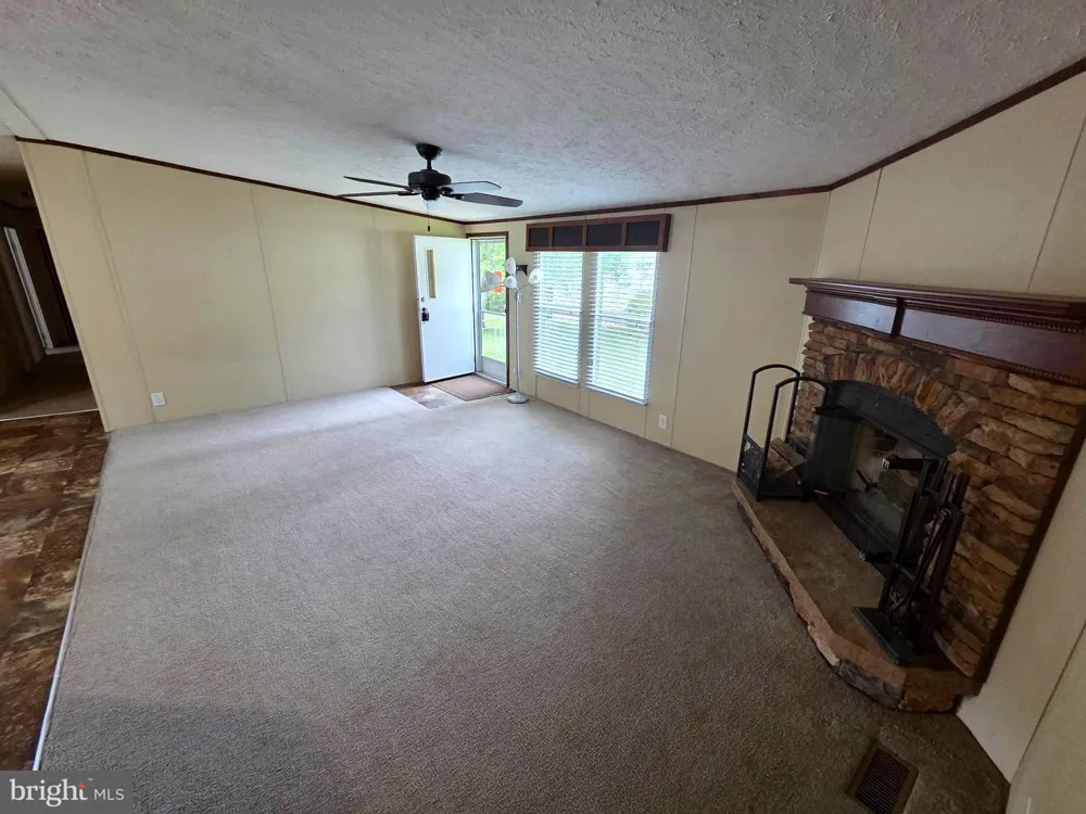 278 LAKE LANE Doylestown, PA 18901
