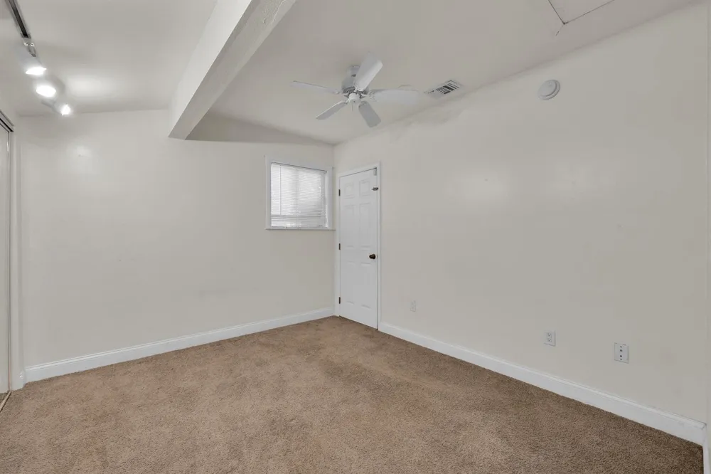 741 23rd Place SW Vero Beach, FL 32962