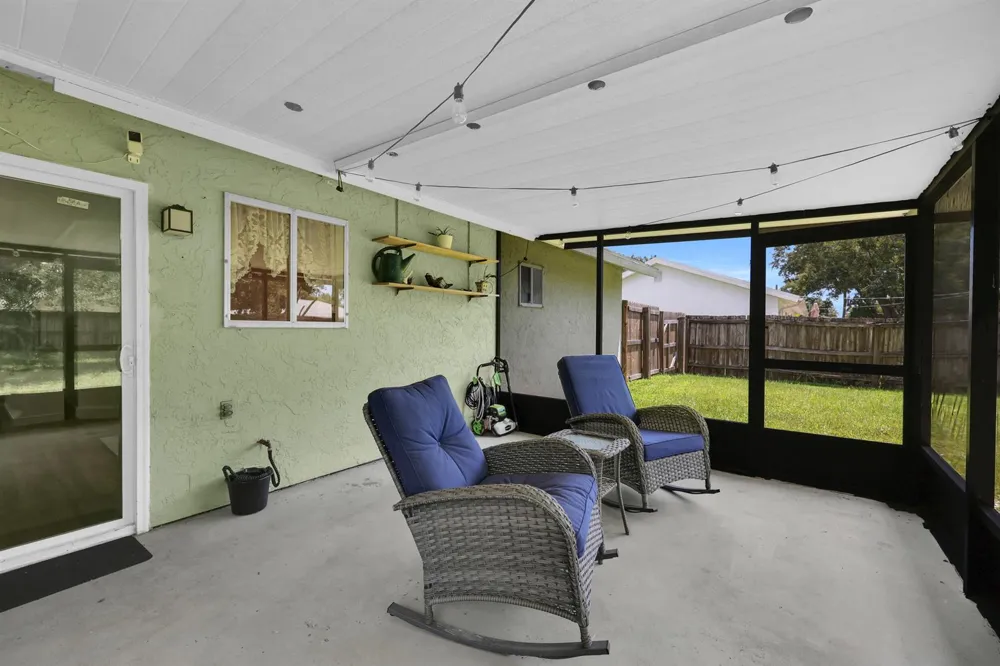 741 23rd Place SW Vero Beach, FL 32962