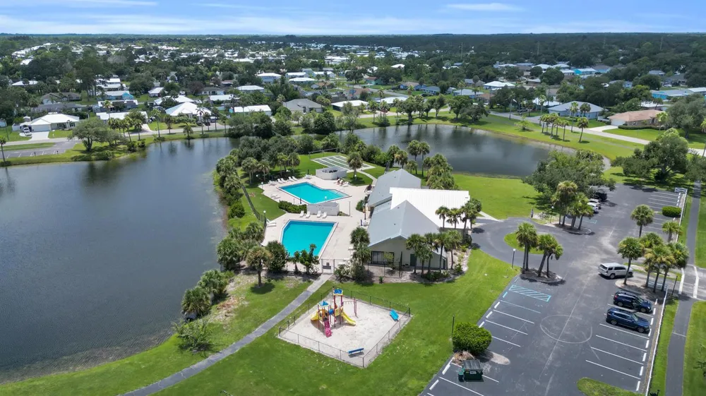 741 23rd Place SW Vero Beach, FL 32962