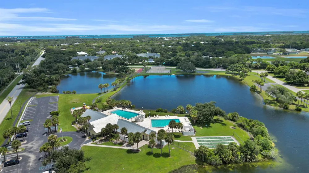 741 23rd Place SW Vero Beach, FL 32962