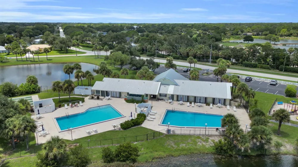 741 23rd Place SW Vero Beach, FL 32962