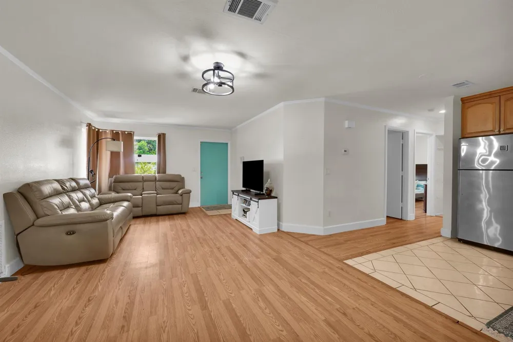 741 23rd Place SW Vero Beach, FL 32962