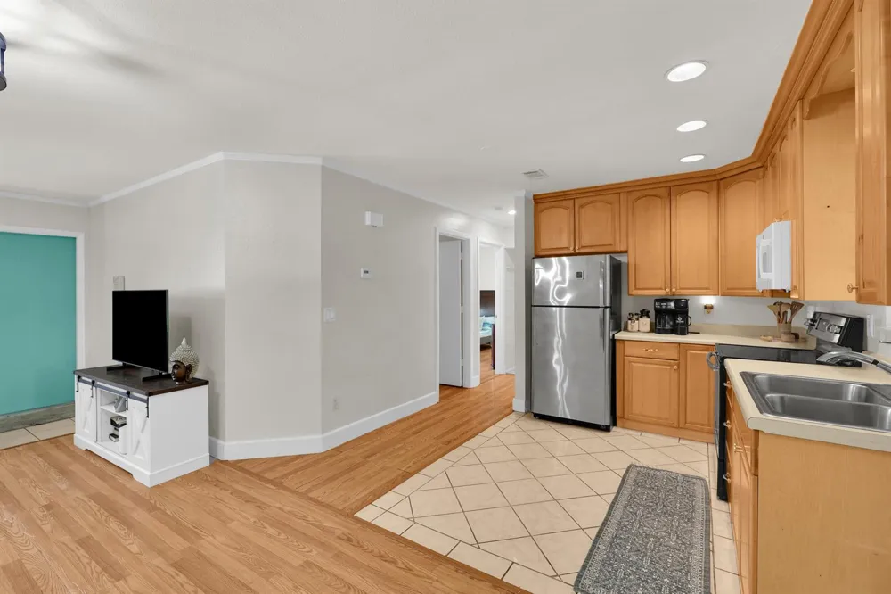 741 23rd Place SW Vero Beach, FL 32962