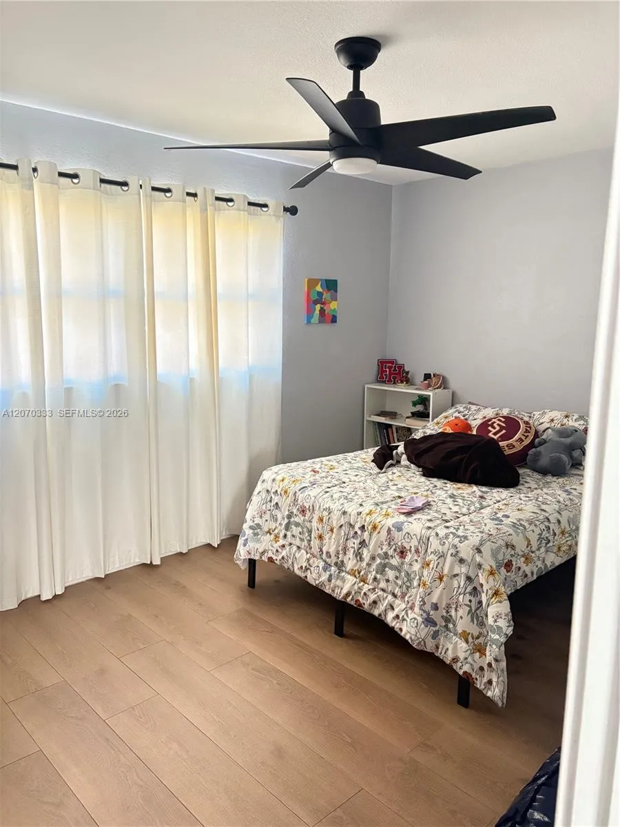 826 Cochran Dr Lake Worth, FL 33461