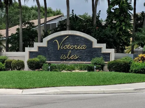 4814 NW 58th Manor