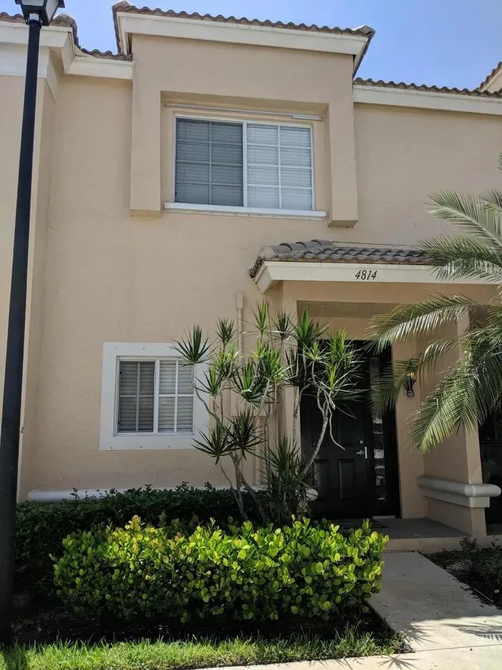 4814 NW 58th Manor Coconut Creek, FL 33073