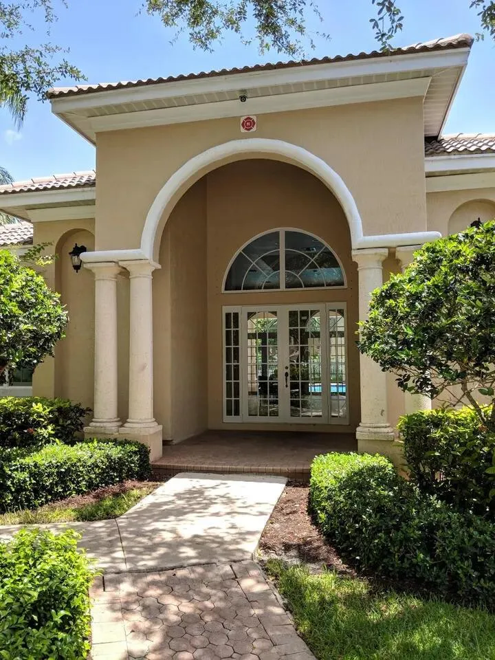 4814 NW 58th Manor Coconut Creek, FL 33073
