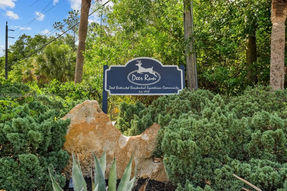 19556 Black Falcon Rd Loxahatchee, FL 33470
