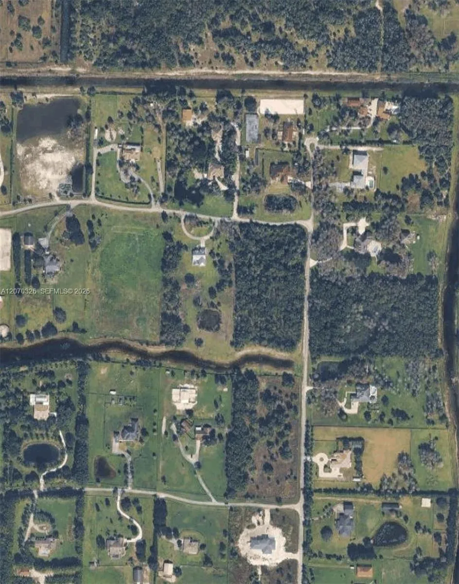 19556 Black Falcon Rd Loxahatchee, FL 33470