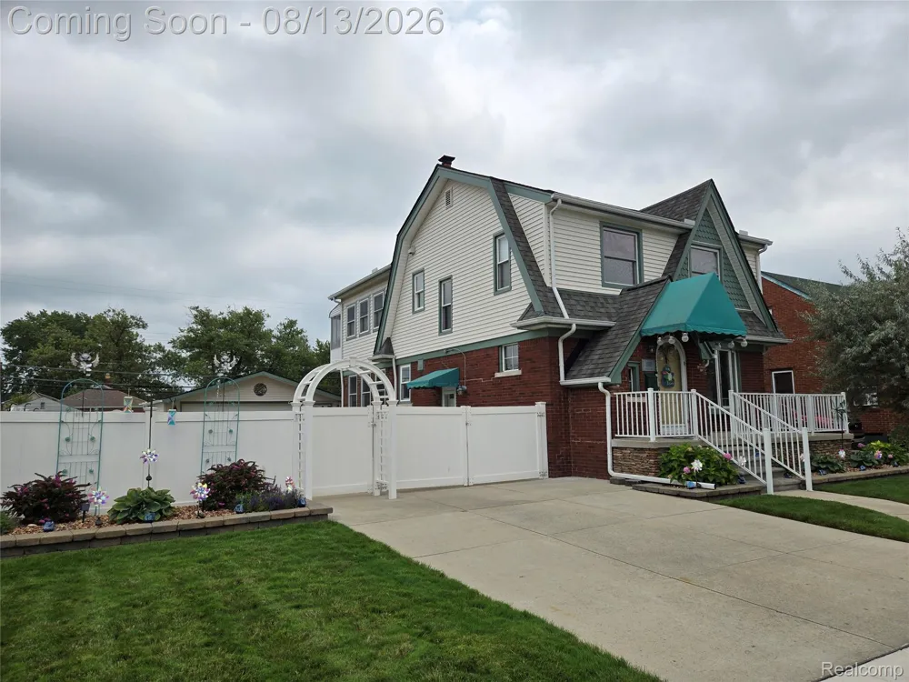 1503 12th Street Wyandotte City, MI 48192