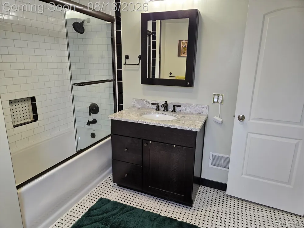 1503 12th Street Wyandotte City, MI 48192