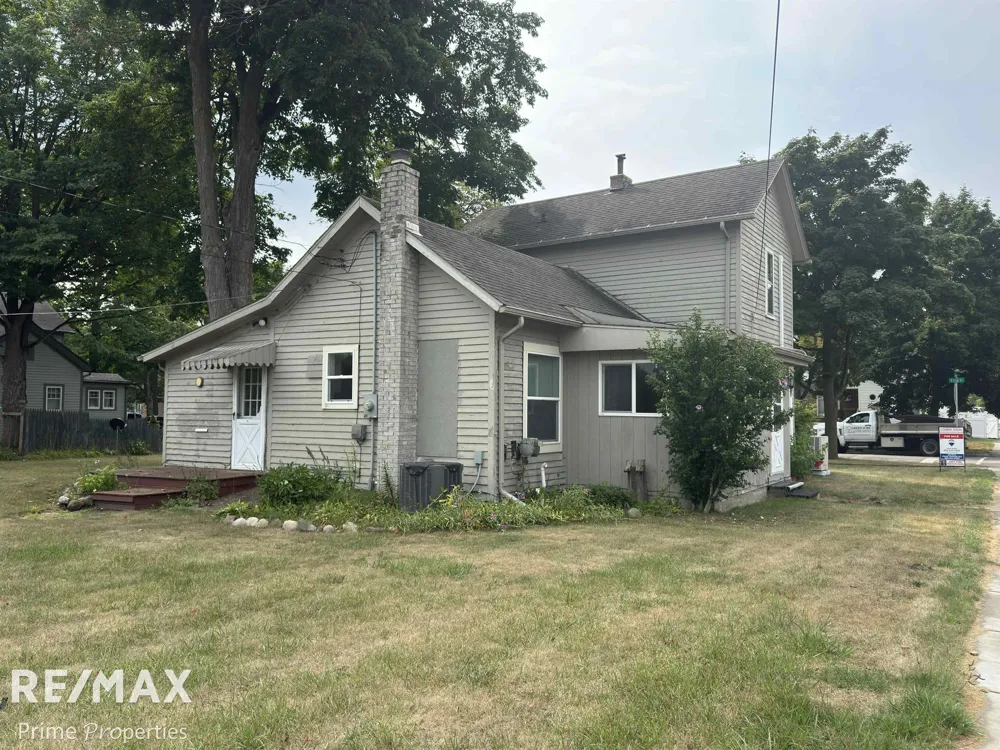 201 S Almer Street Caro City, MI 48723