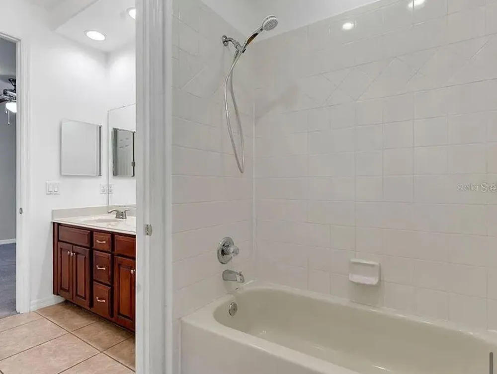 2286 CHATHAM PLACE DRIVE Orlando, FL 32824