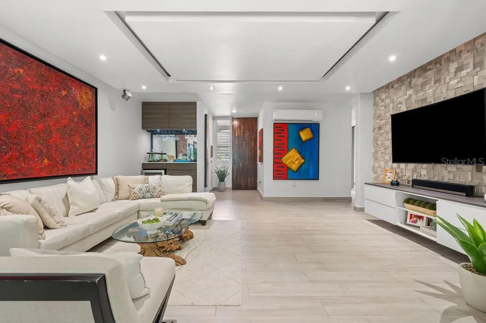 693 PR #511 Vega Alta, PR 00692