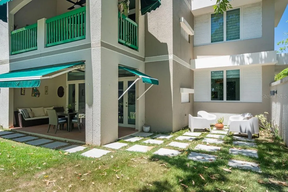 693 PR #511 Vega Alta, PR 00692