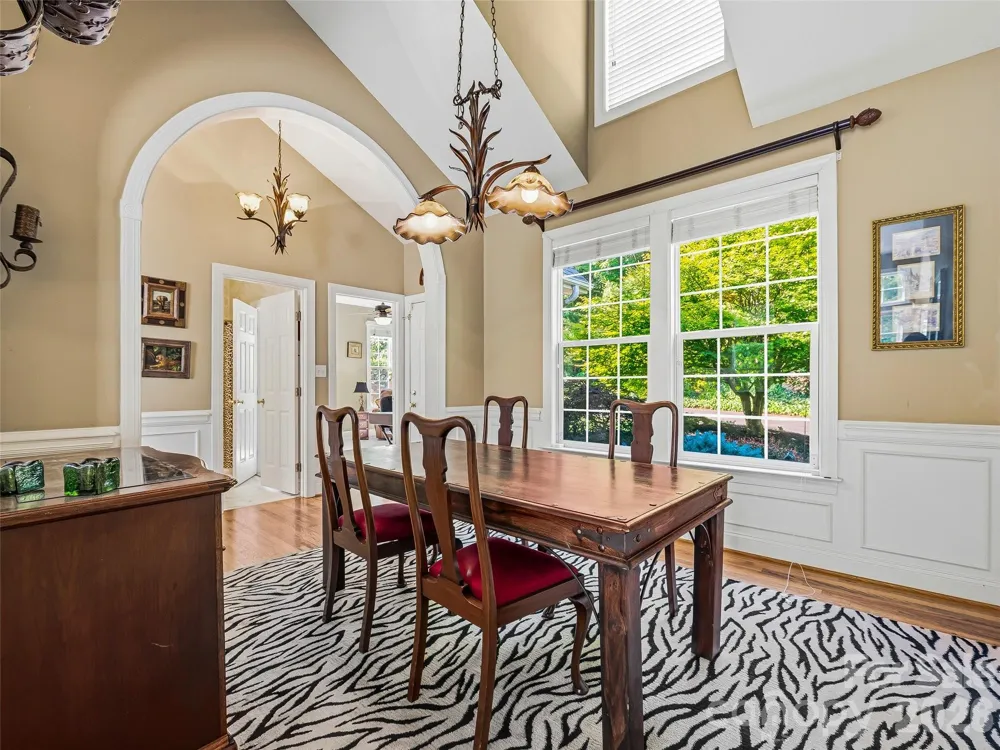 117 Hibiscus Lane Asheville, NC 28803