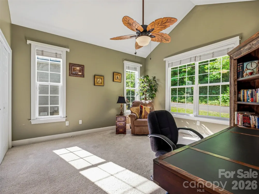 117 Hibiscus Lane Asheville, NC 28803