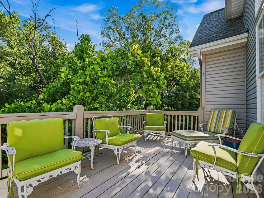 117 Hibiscus Lane Asheville, NC 28803