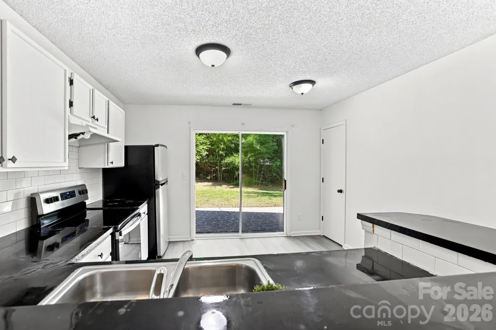 472 FIRST TURN COURT Concord, NC 28025