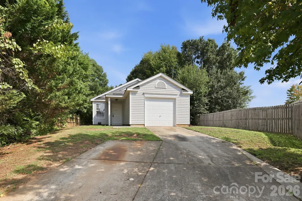 472 FIRST TURN COURT Concord, NC 28025