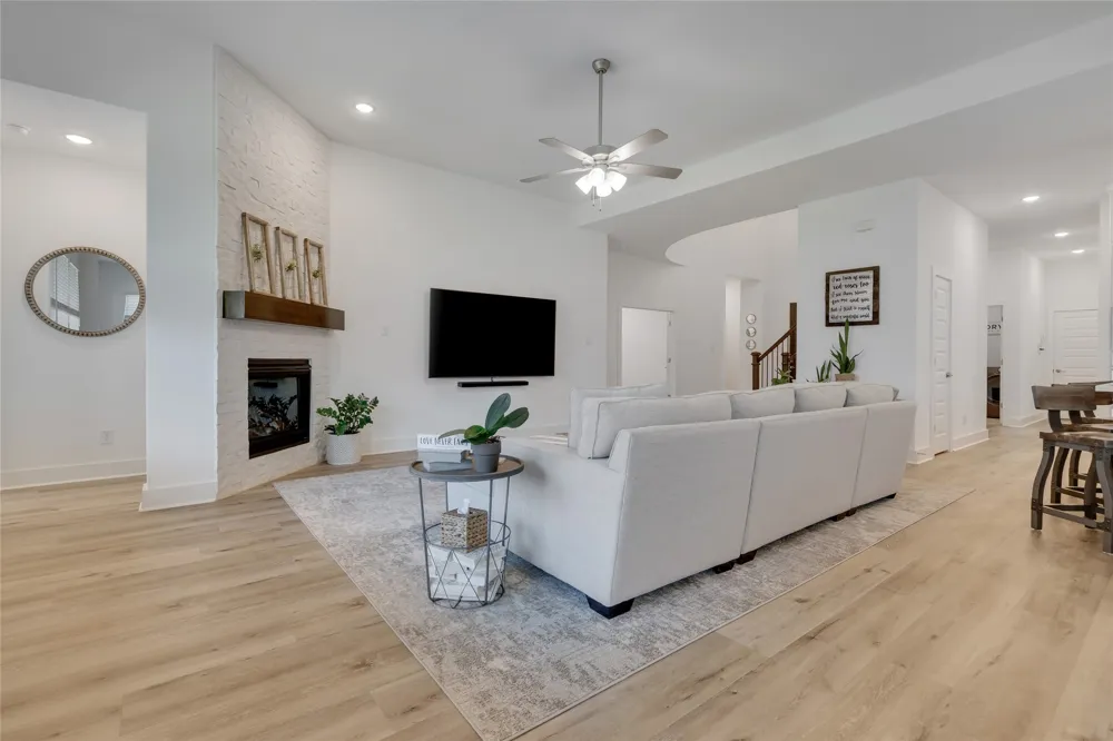 4304 Brookshire Court Highland Village, TX 75077