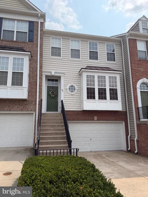 27 ADDISON COURT #2804