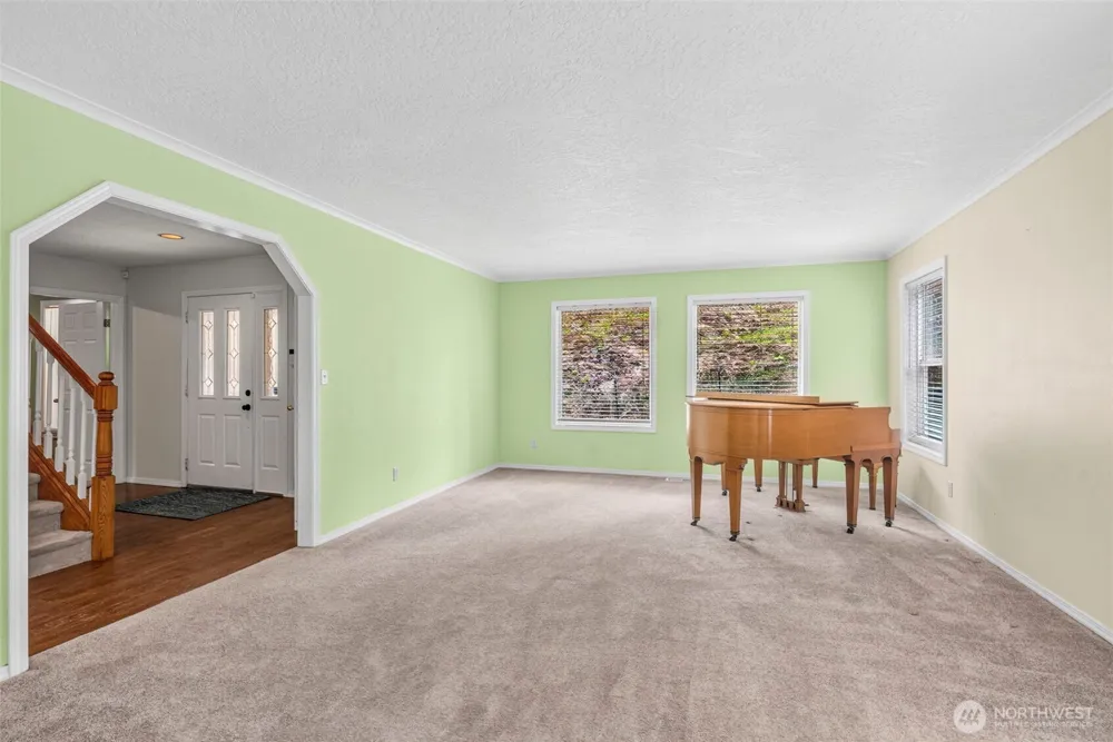 551 Haussler Road Kelso, WA 98626